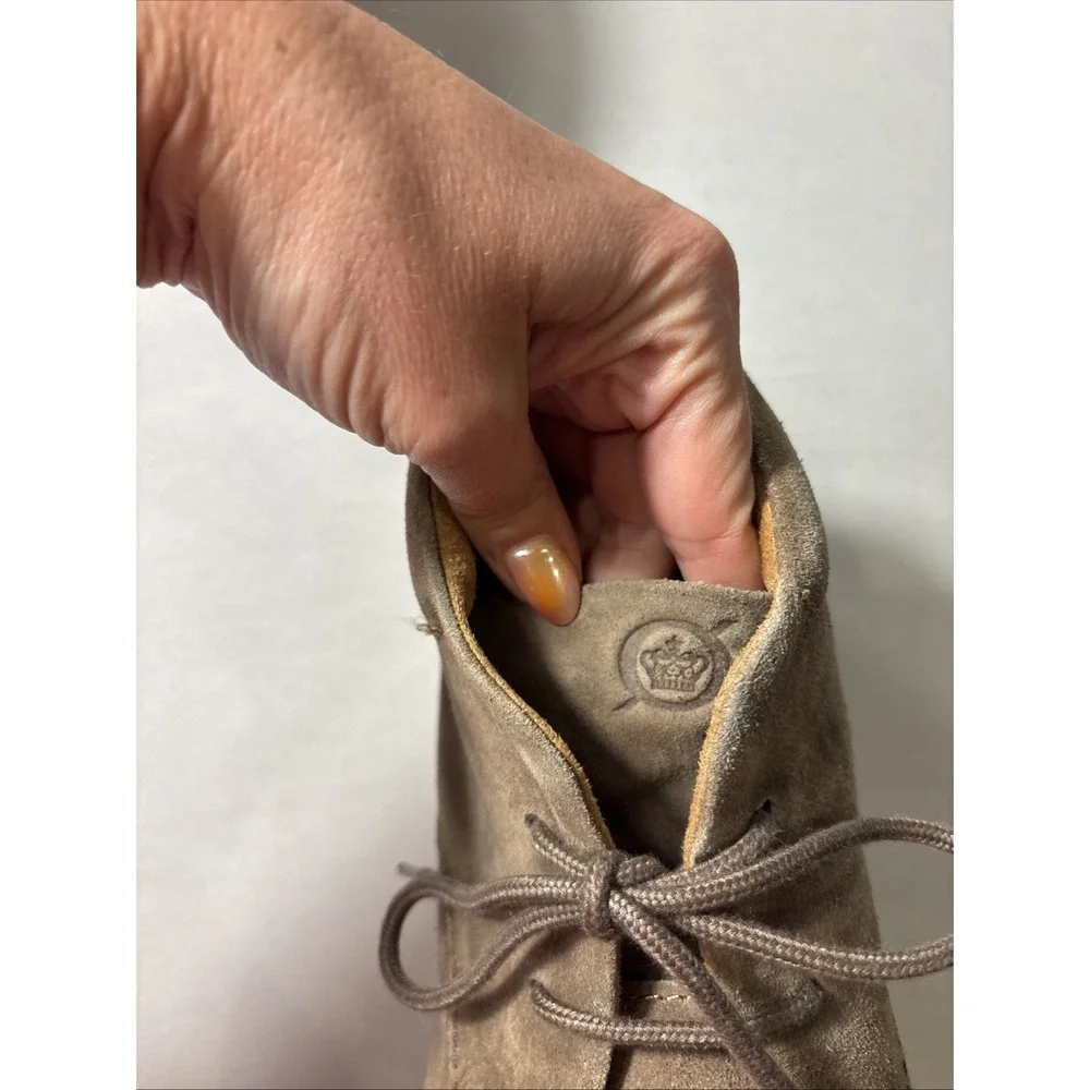 Born Men's Theo Chukka Taupe Brown Lightweight Boot Lace Up Size 10 Medium